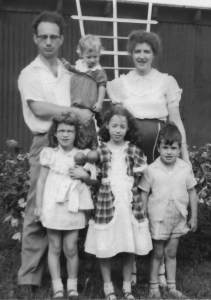1955 Sippel Family - Mom pregnant with me - 3
